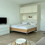 Penthouse Meerblick, App 66 アパート